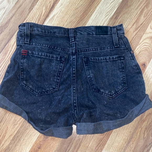 urban outfitters black jean shorts - Picture 3 of 3